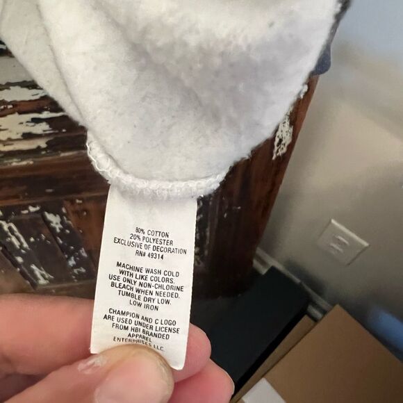 Virginia Tech VT distressed unisex Champion ringer sweatshirt. Size XL. - Picture 7 of 8